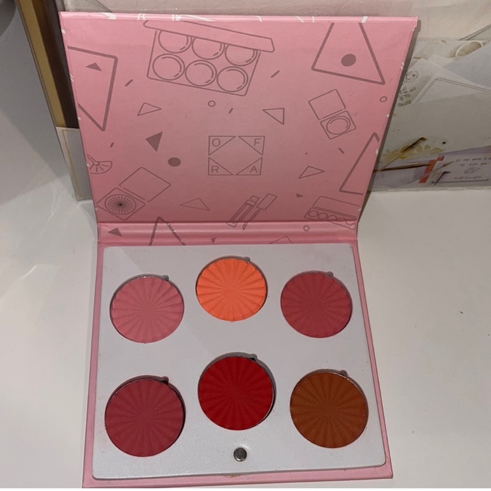 Ofra mini mix palette